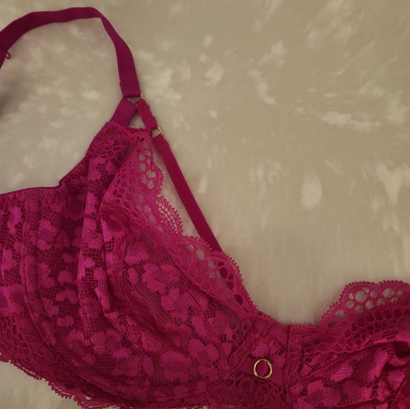 ( SOLD  ) La Senza bra - Picture 2 of 4